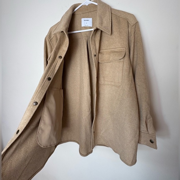 Old Navy Tan Shacket. Unisex - Picture 6 of 12